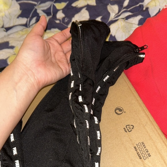 Black track pants - Picture 2 of 5